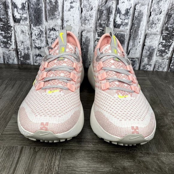 Nike React Escape DC4269-101 Women size 11 - Picture 4 of 9